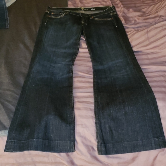 Jeans - Picture 2 of 5